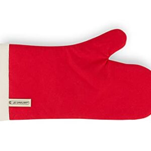 Le Creuset Oven Mitt, Cherry