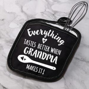 Everything Tastes Better When Grandma Makes It Pot Holder Grandma Pot Holder Gift for Grandma (Grandma Makes It Black)