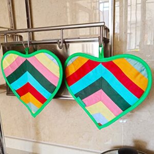 CJINZHI Pot Holders for Kitchen, 2pcs Fabric Patchwork Mats 100% Cotton Heat Resistant Pads with Hanging Loop Loves Shaped Colored Stripe Pattern for BBQ/Cooking/Baking/Grilling/Microwave/Barbecue.