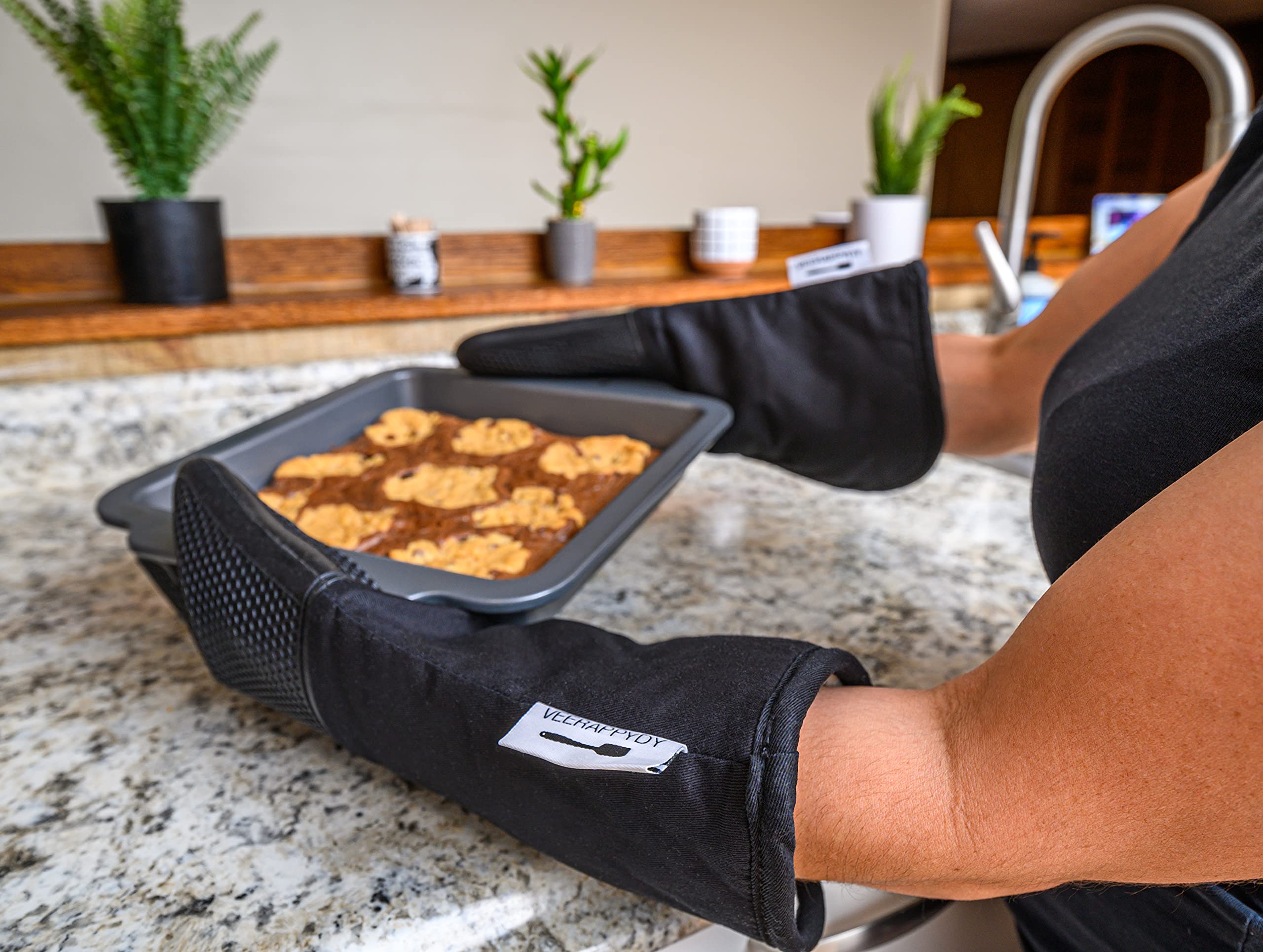 VEERAPPYDY Silicone Oven Mitts Non-Slip Grip Gloves for Grilling Baking Cooking, Heat Resistant 540 degree F, Flexible Terry Cloth Cotton, Storage Hanging Hooks Black 2 pack, 14.9X6.7in