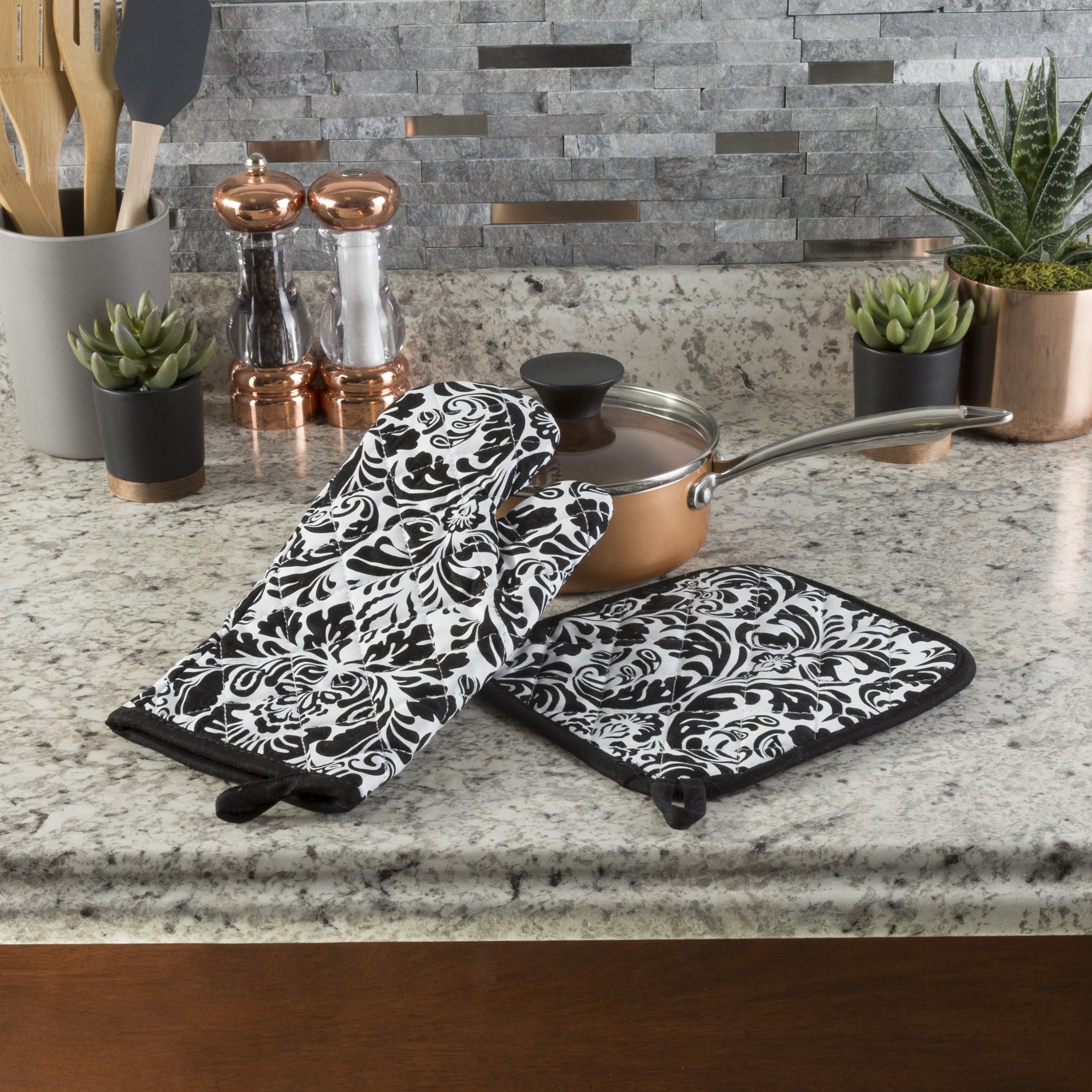 Oven Mitt And Pot Holder Set, Quilted And Flame And Heat Resistant By Lavish Home (Black)