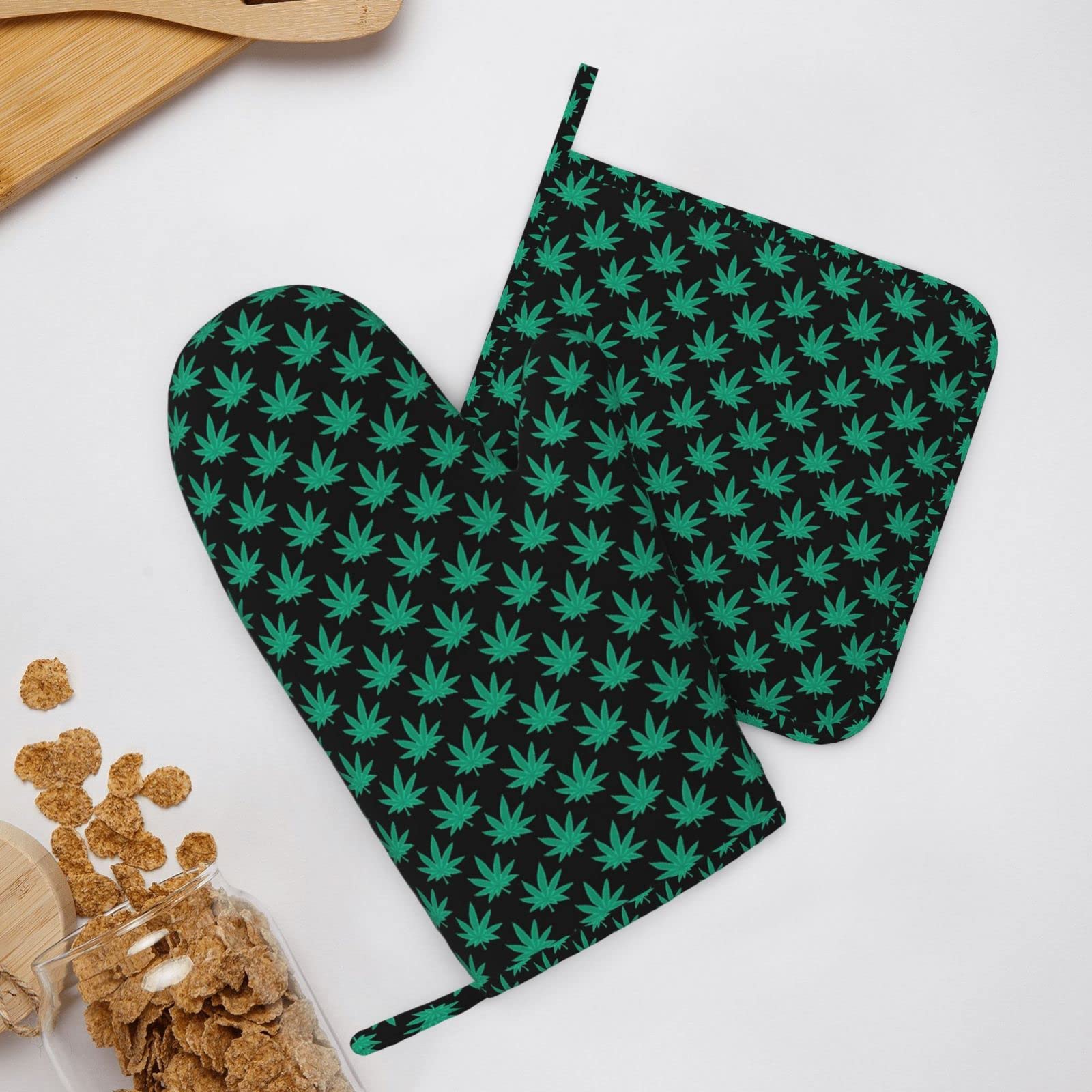 Green Marijuana Leaf Oven Mitts and Pot Holders Sets Non-Slip Silicone Oven Glove Cooking Potholder