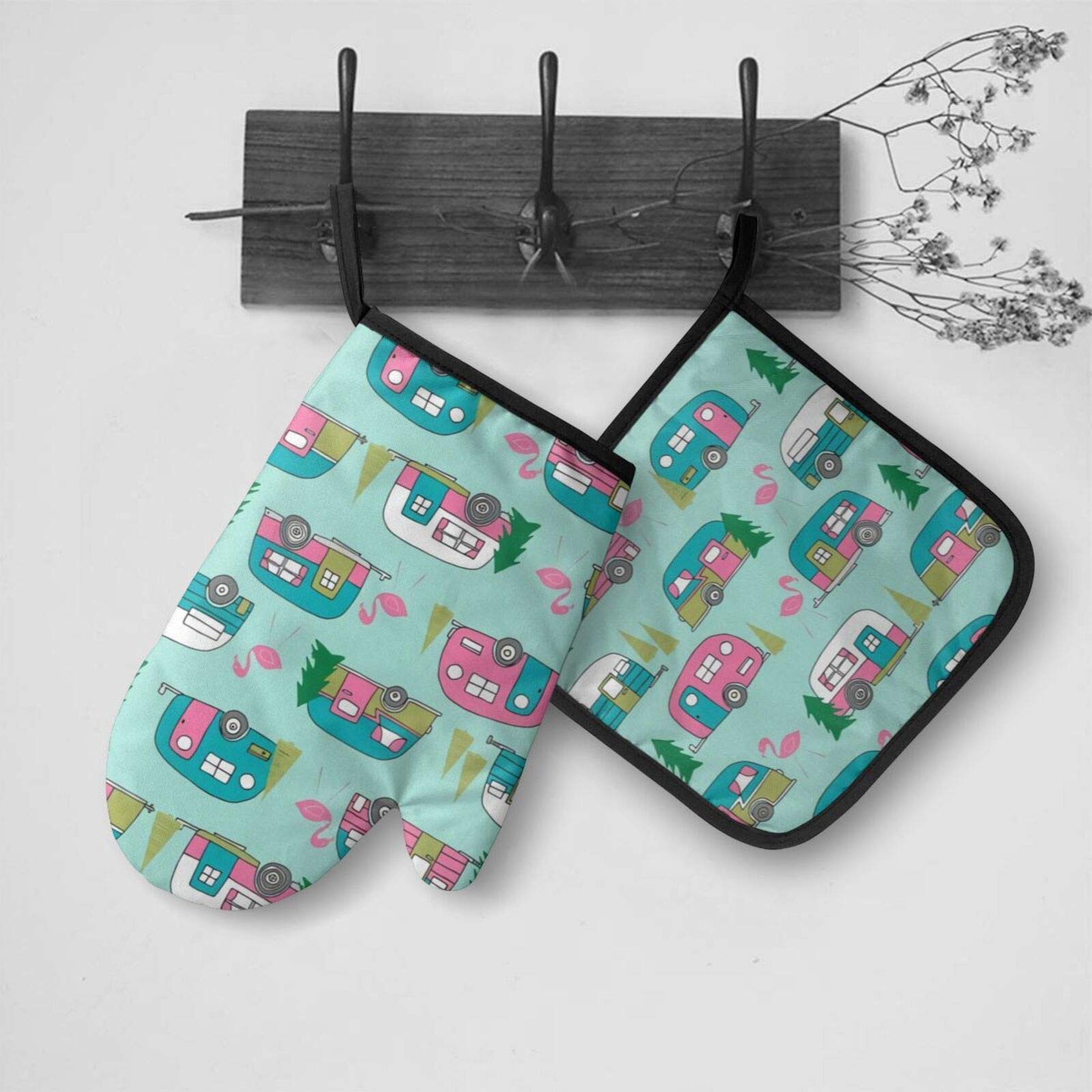 Happy Camper Flamingos Oven Mitts and Pot Holders Set Kitchen Gift Set for Kitchen Cooking Baking BBQ