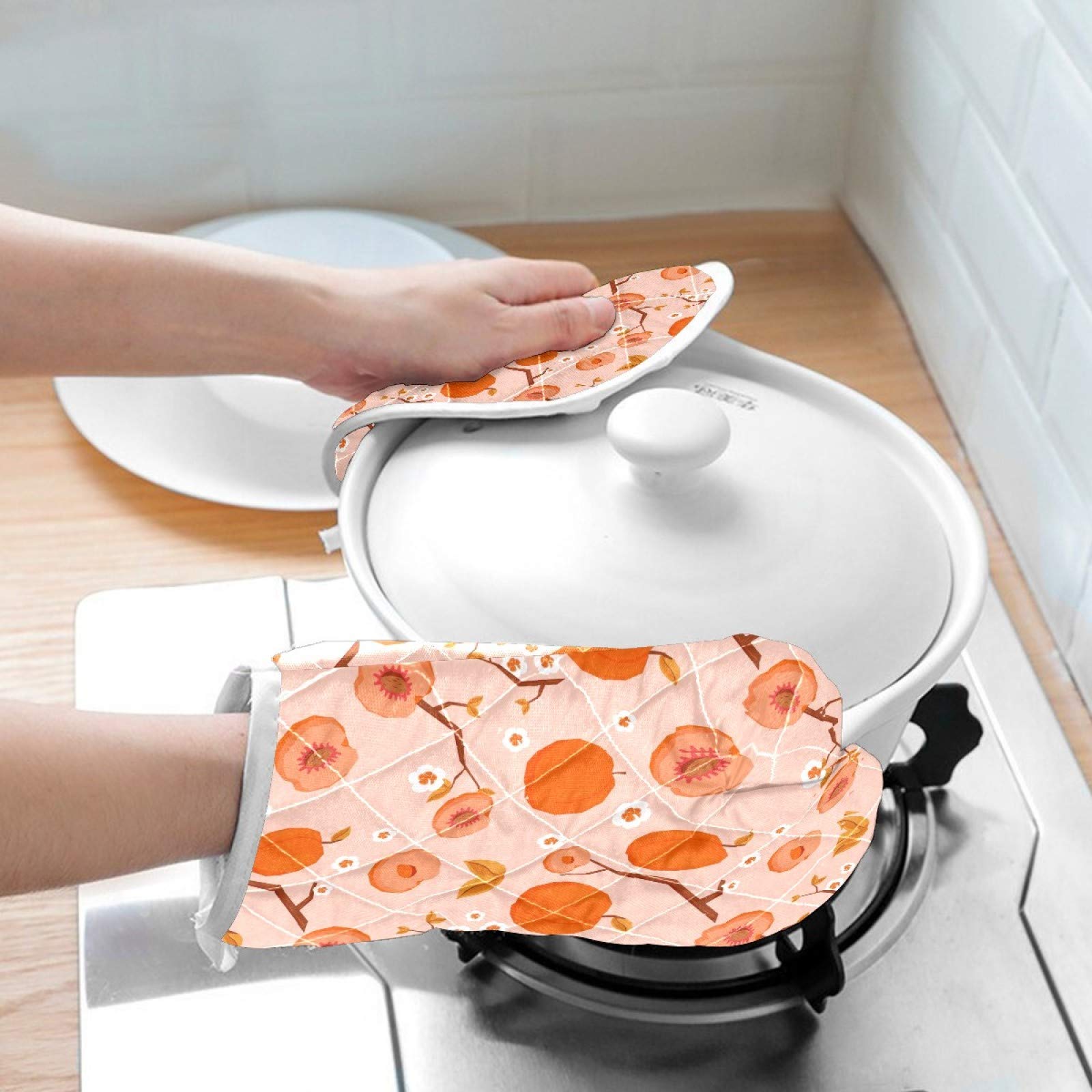 CENHOME Oven Mitts Orange Peaches Floral Branches Light Pink 2 Pack Oven Gloves and Pot Holder Sets 482¨H Heat Resistant Cotton Lining Kitchen Cooking Baking Grilling BBQ