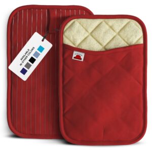 Red Pot Holder and Double Oven Mitt Bundle