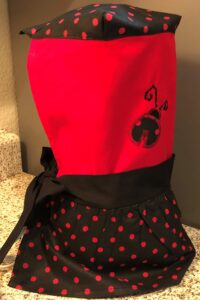 blender cover for oster. kitchen design: lady bug/black-red dots. dress for blender-ribbons to make your own adjustable bow.