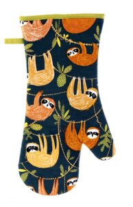 ulster weavers hanging around cotton single gauntlet oven glove - with cute rainforest sloth design - 100% cotton oven mitt - cooking gifts for bakers & chefs - homeware & kitchenware range