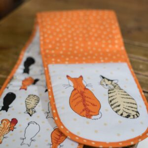 Ulster Weavers Double Oven Glove - Heat Resistant, 100% Cotton & Polyester, Machine Washable - Perfect for Cooking, Baking and Serving, Animal Theme, Cats in Waiting, Orange