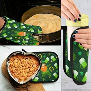ST Clover Beer Oven Mitts & Pot Holders Set Saint Patrick's Day Kitchen Decor Heat Resistant Gloves PotHolders Pad 2Pcs Microwave Gloves for Baking Cooking Grilling BBQ Home Decor