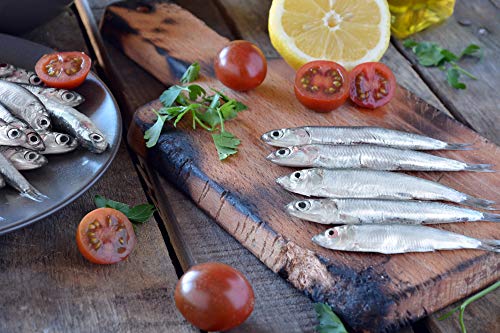 Season Mackerel in Olive Oil – Skinless & Boneless, Wild Caught, Keto Snacks, Canned Mackerel Fillets, Full of Vitamins, Low in Mercury, Kosher, Non-GMO, 20g of Protein – 4.37 Oz, 12-Pack