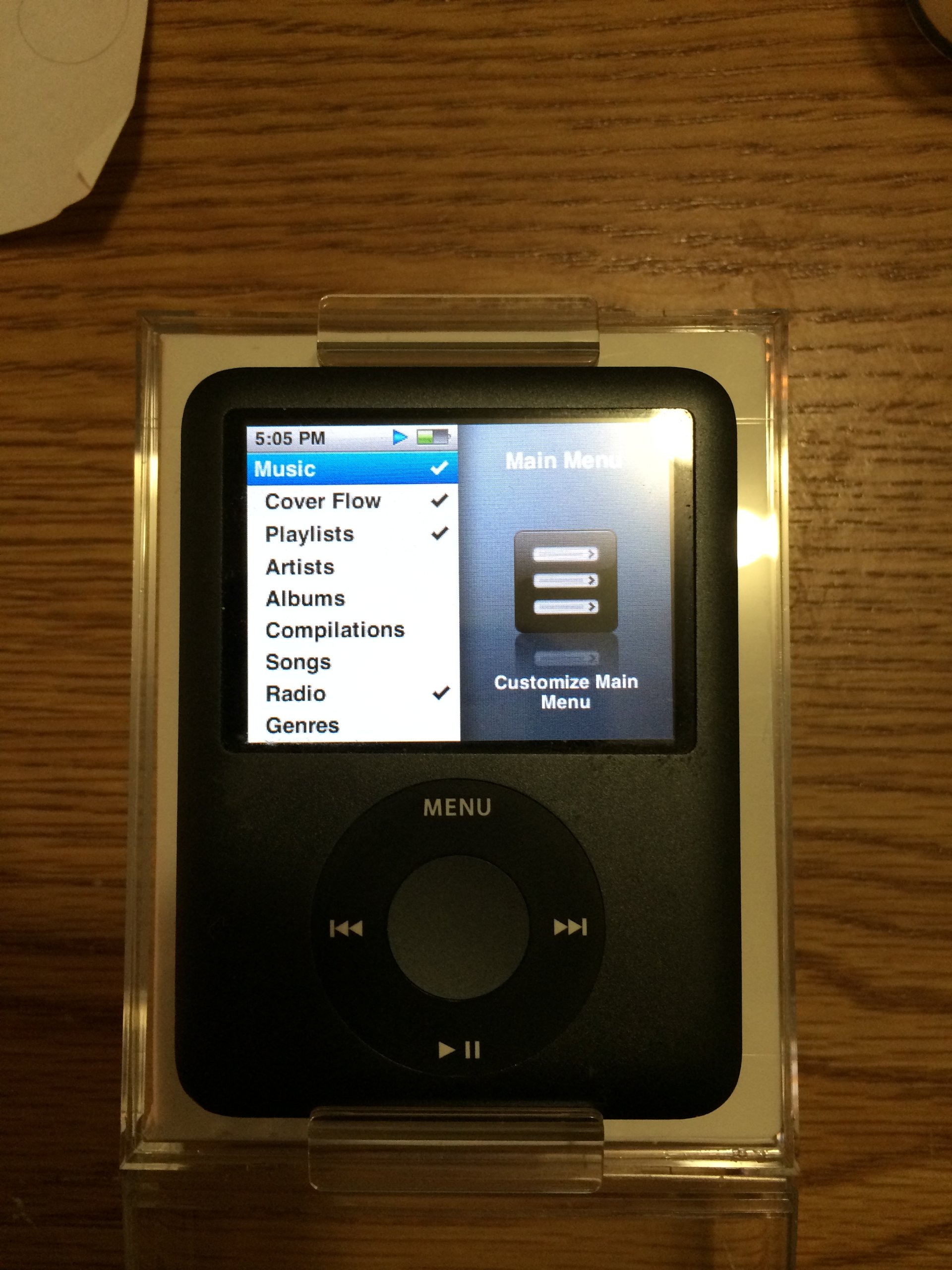 Apple iPod nano 8 GB 3rd Generation(Black) (Discontinued by Manufacturer)