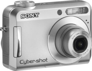sony cybershot s650 7.2mp digital camera with 3x optical zoom (old model)