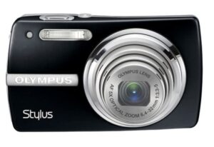 om system olympus stylus 820 8mp digital camera with 5x optical zoom (black)