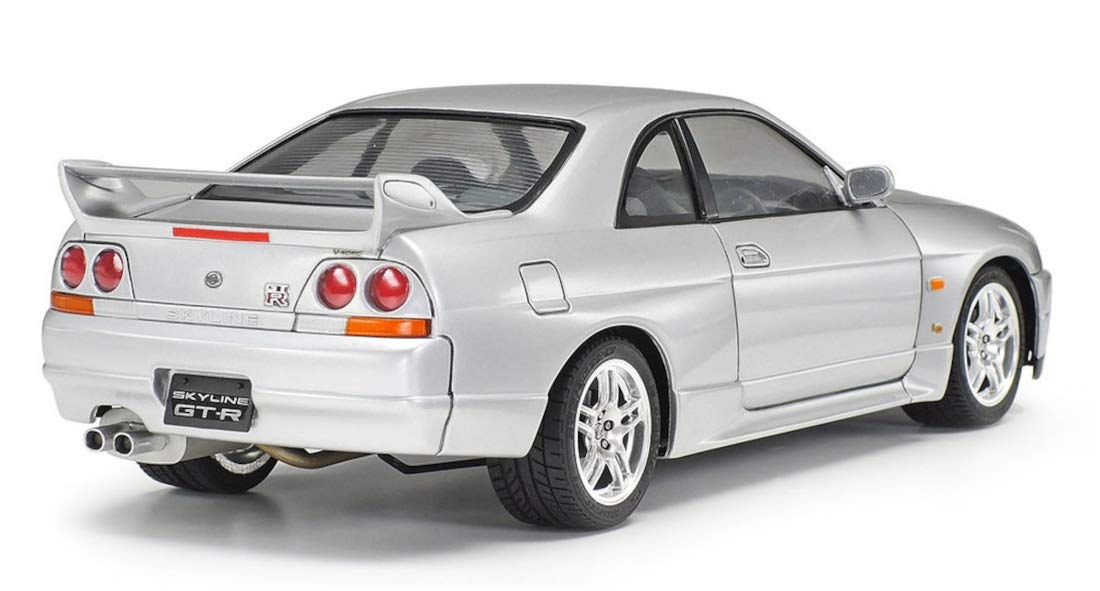 Tamiya Nissan Skyline GT-R R33 V-Spec- 1/24 Scale Model Kit 24145