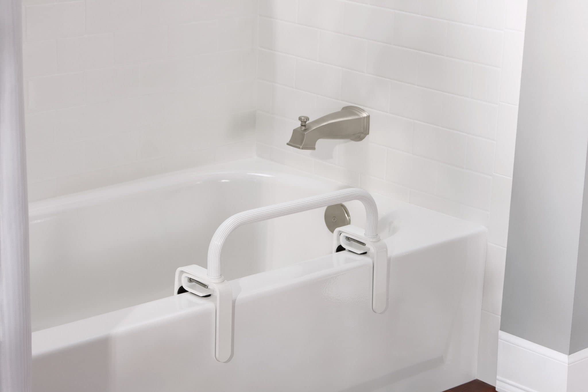 Moen DN7010 Home Care Tub Safety Bar, White