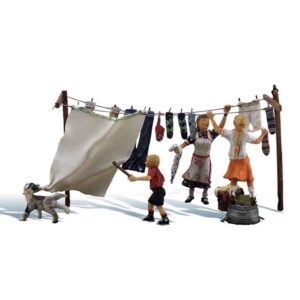 wash day getaway (3 figures, dog & accessories) ho scale woodland scenics