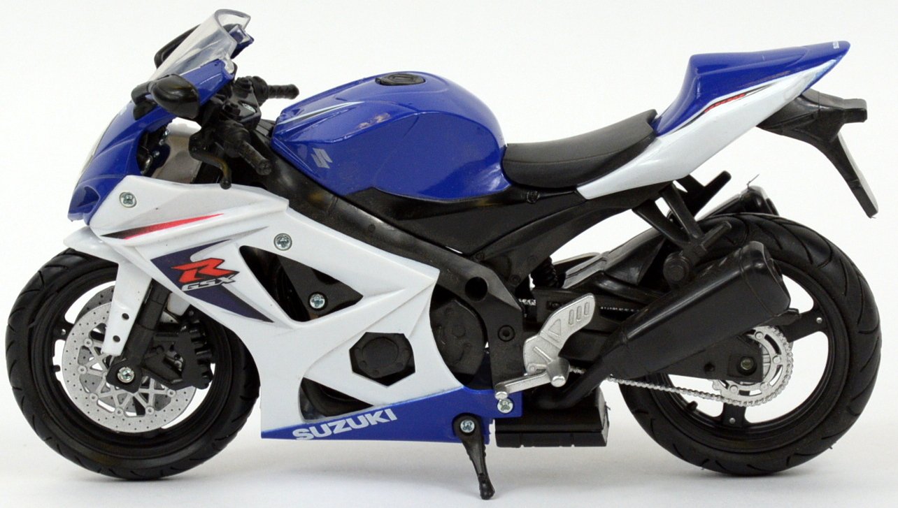 New Ray Motorcycles 1:12 2008 Suzuki Gsx-R R1000 (Random colors)