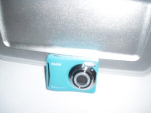 kodak easyshare c140 8.2mp 3x optical/5x digital zoom hd camera (green)