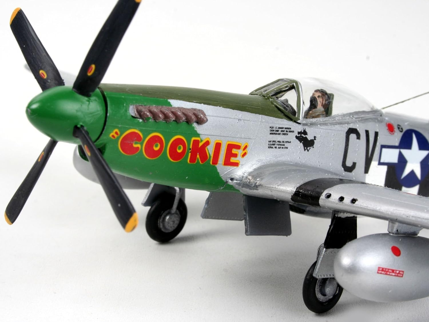 Revell Of Germany P-51D Mustang