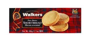 walker's shortbread highlanders, pure butter shortbread cookies, 7 oz box