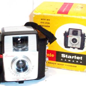 Vintage Kodak Brownie Starlet Camera In Original Box EXC++++AS PICTURED