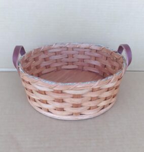 amish handmade paper plate basket, perfect accent to any picnic or gathering. fits paper plates perfectly