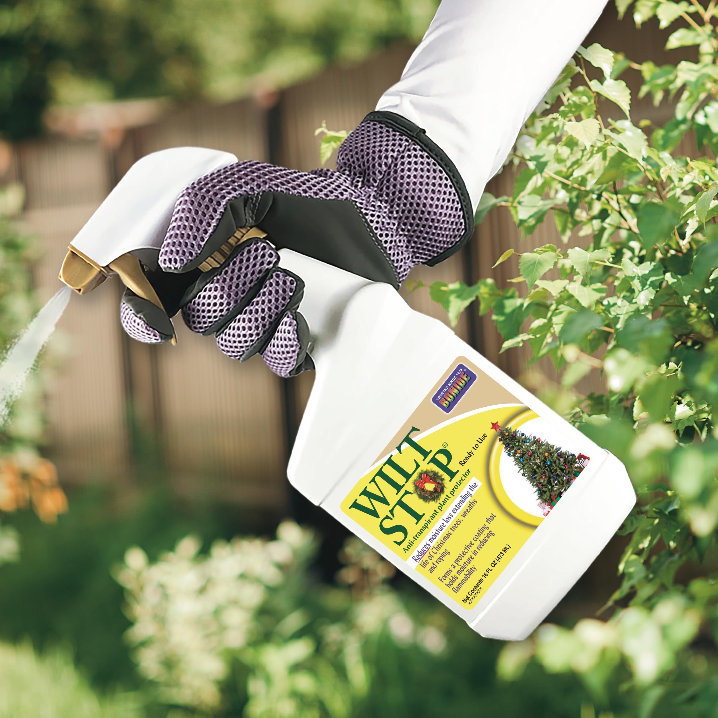 Bonide Wilt Stop, 16 oz Ready-to-Use Christmas Tree and Wreath Spray, Reduces Moisture Loss & Extends Life of Plants