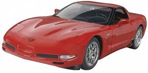 revell 2004 chevy corvette z06 1/25 scale model car kit