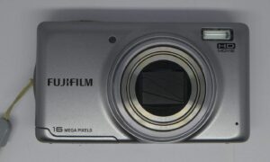 fujifilm finepix t410 16.0 mp compact digital camera
