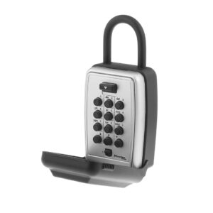master lock portable outdoor key lock box with push button resettable combination lock, black, 5422ec