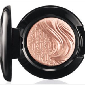 MAC Extra Dimension Eye Shadow A NATURAL FLIRT ~ Glamour Daze collection