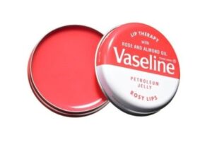 vaseline lip therapy rosy lips with rose and almond oil 20g