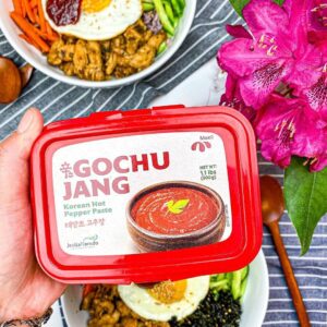 Maeil Spicy Korean Gochujang Paste [ Hot Pepper Paste ] Traditional Fermented Chili Pepper Paste, Perfect Jang Sauce for Dips and Marinades [ Korean Chili Paste] 500g