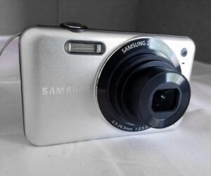 samsung sl605 12.2mp digital camera (sliver)