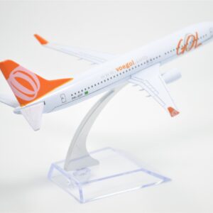 TANG DYNASTY(TM) 1:400 16cm B737-800 GOL Airlines Metal Airplane Model Plane Toy Plane Model