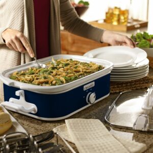 Crock-Pot Small 3.5 Quart Manual Casserole Slow Cooker and Food Warmer, Navy Blue (SCCPCCM350-BL)