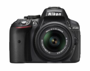 nikon d5300 24.2 mp cmos digital slr camera with 18-55mm f/3.5-5.6g ed vr ii auto focus-s dx nikkor zoom lens - international version (no warranty)