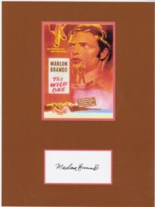 kirkland marlon brando 8 x 10 autograph photo on glossy photo paper