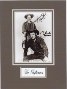 kirkland signature the rifleman, classic tv 8 x 10 autograph photo on glossy photo paper