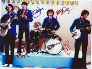 kirkland signature the monkees 8 x 10 photo autograph on glossy photo paper