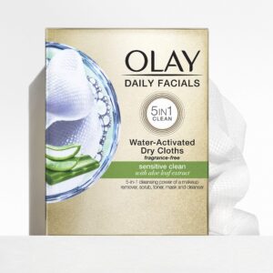 Olay Makeup Remover Wipes Daily Facials Gentle Clean 5-in-1 Water Activated Cleansing Cloths, 33 count (Pack of 1)