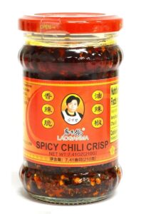 lao gan ma spicy chili crisp (chili oil sauce) - 7.41oz (pack of 1)