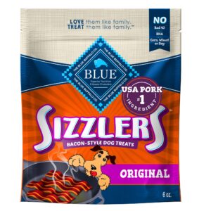 blue buffalo sizzlers natural soft dog treats, bacon-style soft-moist dog treats with real usa pork, original flavor, 6-oz. bag
