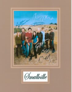 kirkland smallville, classic tv show, 8 x 10 photo display autograph on glossy photo paper