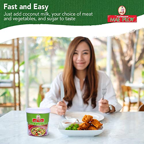 Mae Ploy Green Curry Paste, Authentic Thai Green Curry Paste for Thai Curries & Other Dishes, Aromatic Blend of Herbs, Spices & Shrimp Paste, (14oz Tub) (25469)