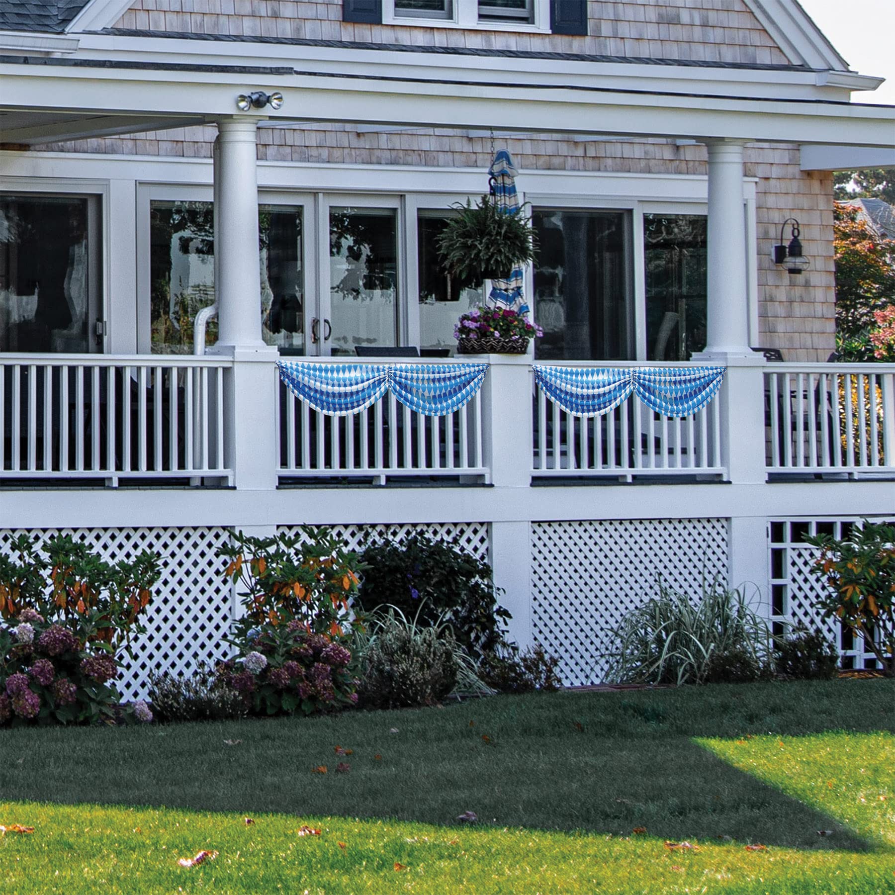 "Beistle Oktoberfest Fabric Bunting, 5' 10"", Blue/White" (54677)