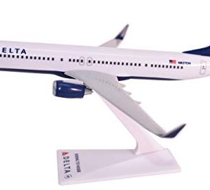 Flight Miniatures Delta 737-900ER (07-Cur) 1:200 Scale - Miniature Model Airplane Plastic Snap-Fit - Authentic Replica of Delta Airlines Livery - Part #ABO-73790H-008