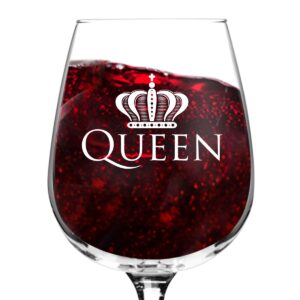 du vino queen funny novelty wine glass - 12.75 oz. - humorous present for mom, women, friends, or her - bridal shower, engagement or wedding favor - made in usa
