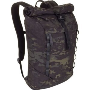 oakley men's voyage 23l roll top backpack, black multicam, one size