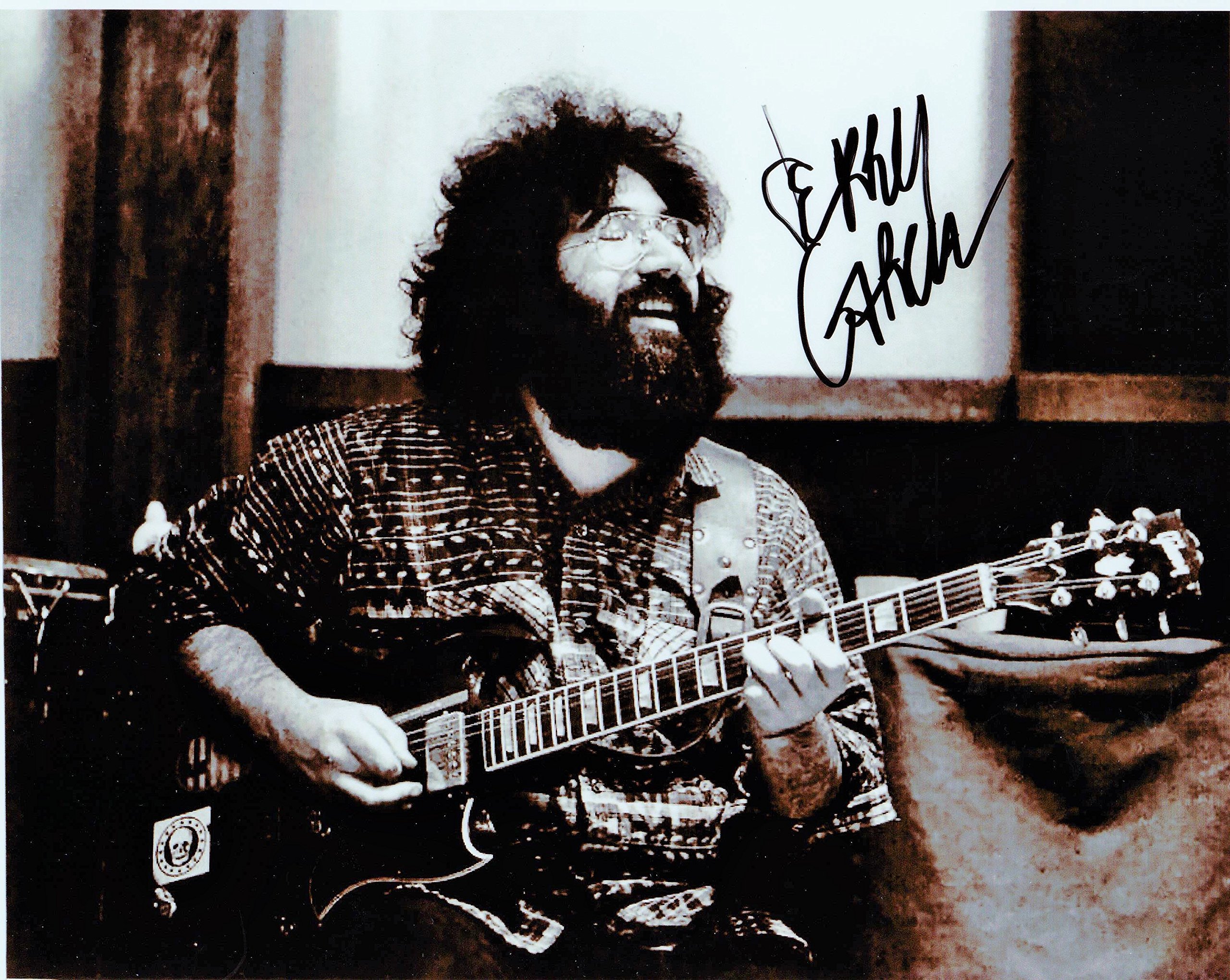 Jerry Garcia, from The Grateful Dead, 8 X 10 Autograph Photo on Glossy Photo Paper